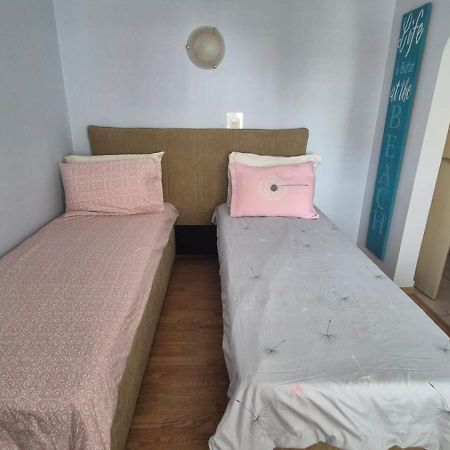טרוגיר Apartment Bunjo'S Beach House מראה חיצוני תמונה