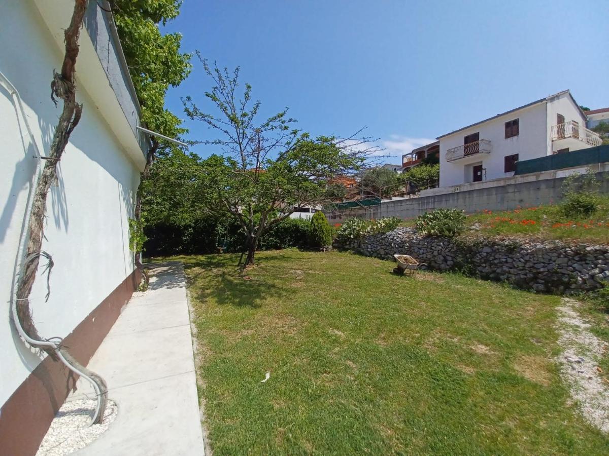 טרוגיר Apartment Bunjo'S Beach House מראה חיצוני תמונה