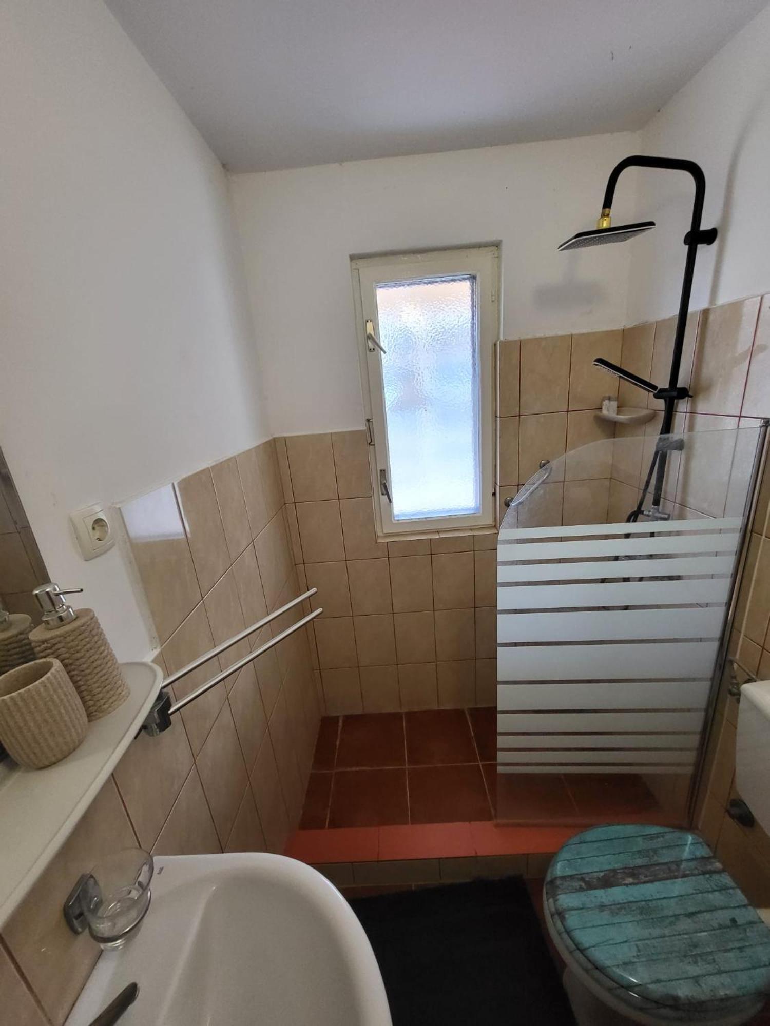 טרוגיר Apartment Bunjo'S Beach House מראה חיצוני תמונה